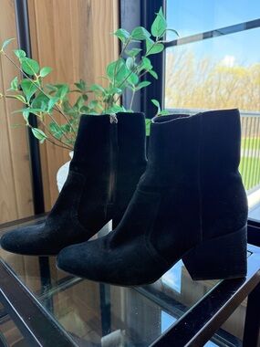 Blondo Women’s Black Suede Ankle Boots with Block Heel